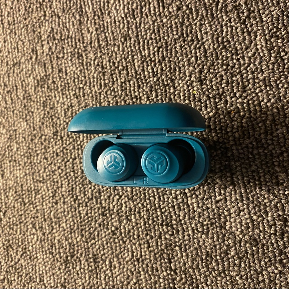 Jlab audio - Picture 4 of 7